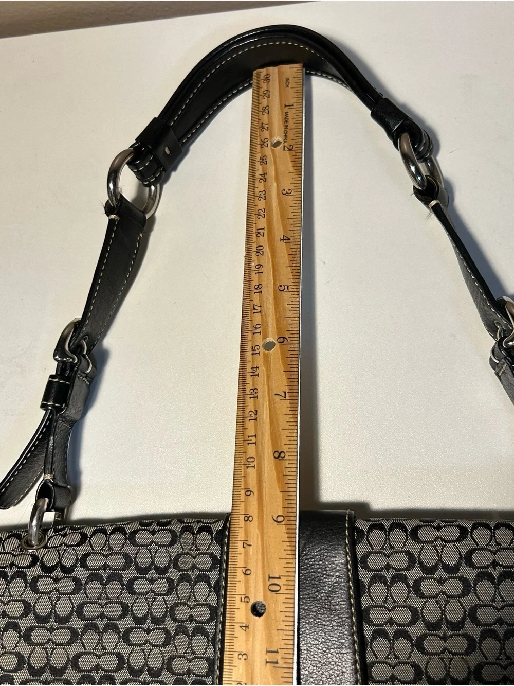 Vintage Coach Y2K Black Gray Signature Canvas Soho Shoulder Bag 7075 Buckle
